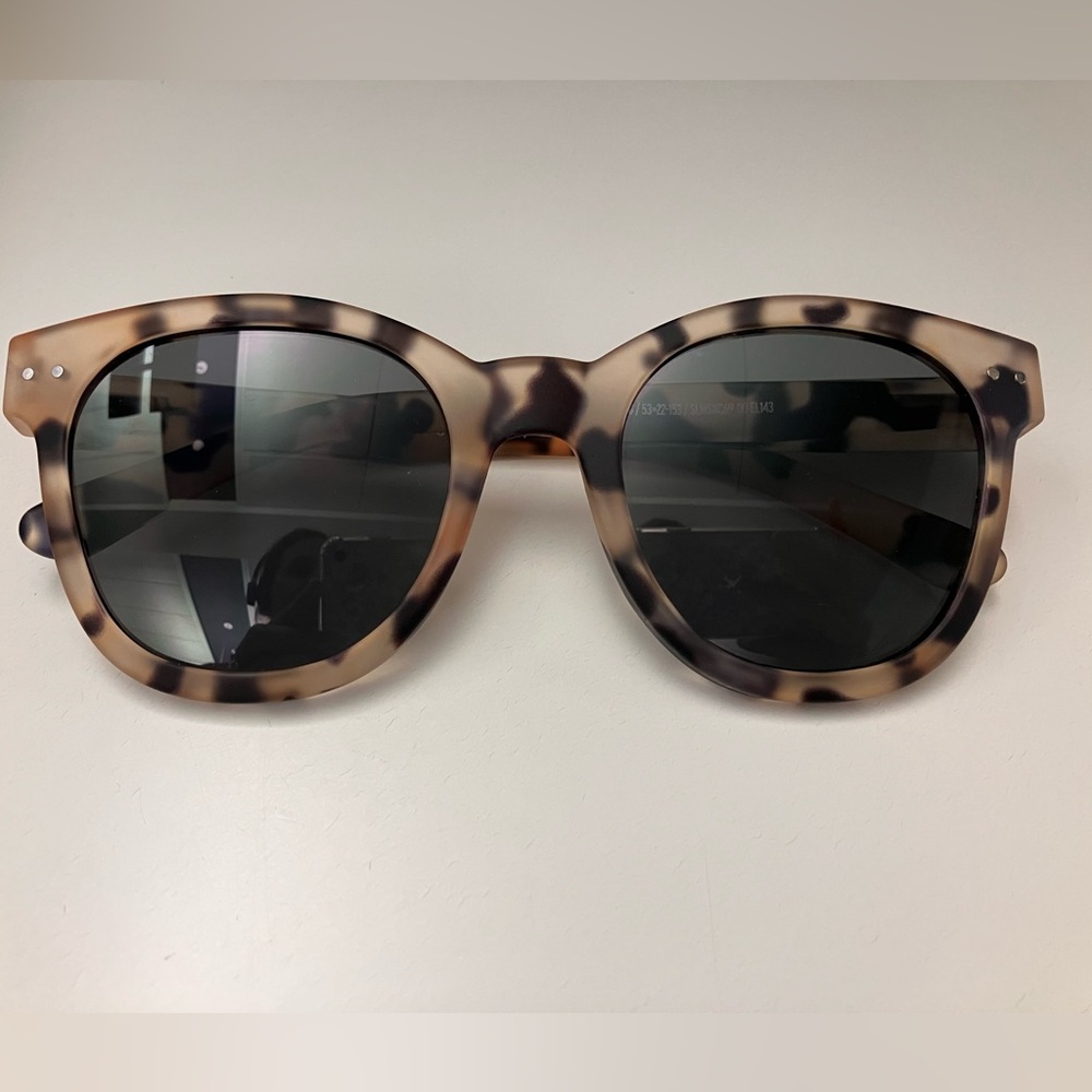 Izipizi adult women sunglasses